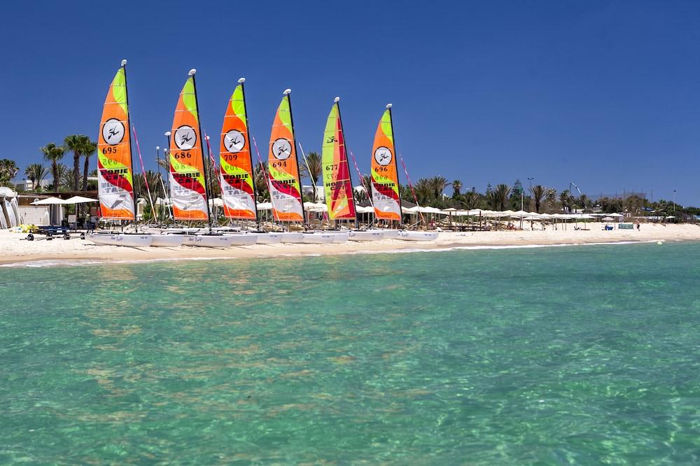 נבאול Calimera Delfino Beach Resort & Spa מראה חיצוני תמונה